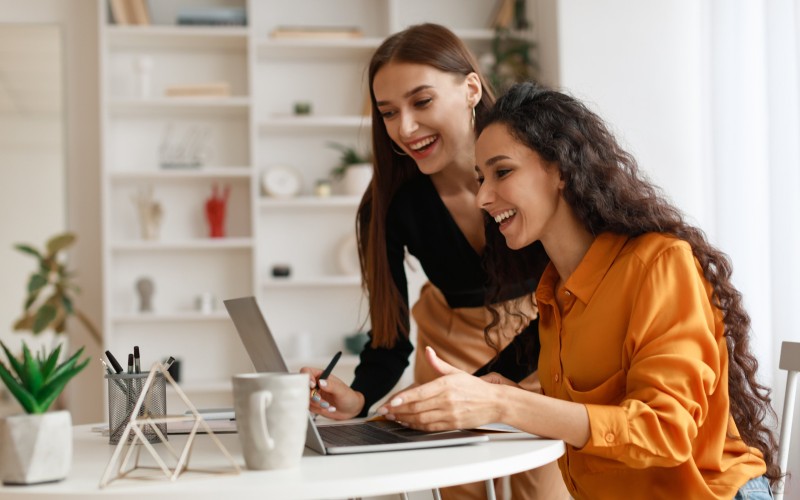 moneyhub-shopping-referralrewards-hero